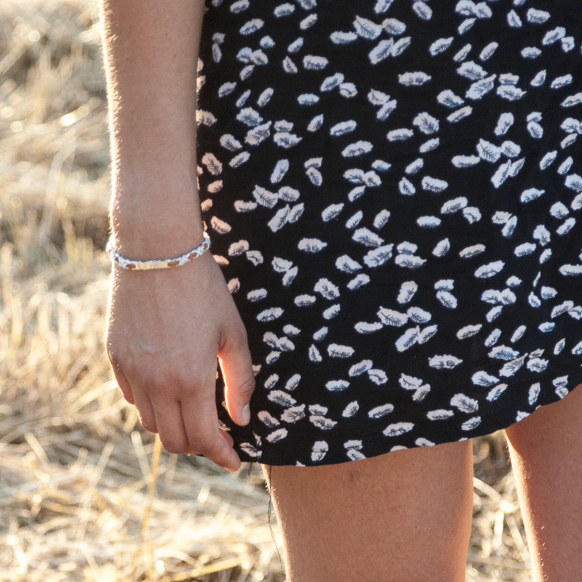 Bracelet cuir camel et lin blanc tressé le lacet parisien ursul